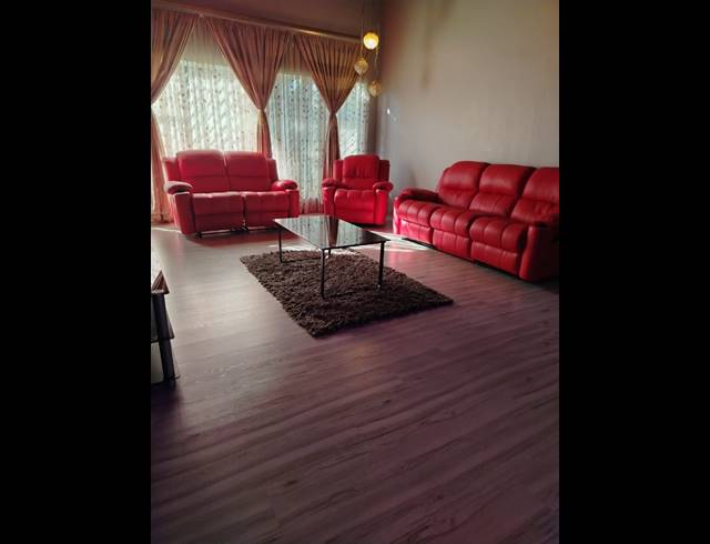 4 BEDROOM FREEHOLD FOR SALE IN AMIEL PARK